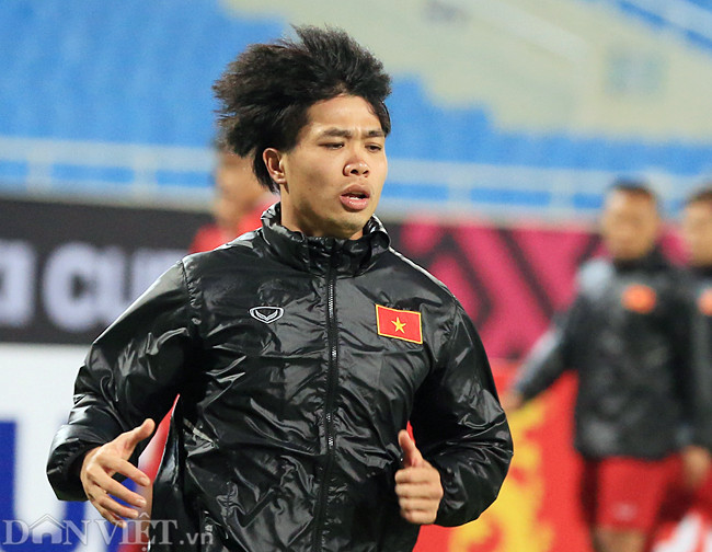 Sau khi Văn Đức tỏa sáng, Công Phượng và Văn Quyết trở thành cầu thủ dự bị. Tuy nhiên, đây là điều tốt cho đội tuyển Việt Nam, khi có nhiều quân bài dự bị chất lượng.