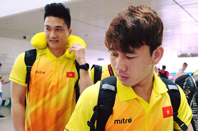 Olympic Viet Nam den Jakarta, khoi dong ngay tai san bay-Hinh-2