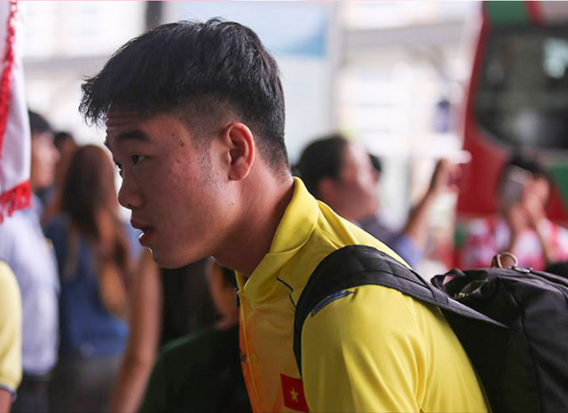 Olympic Viet Nam den Jakarta, khoi dong ngay tai san bay