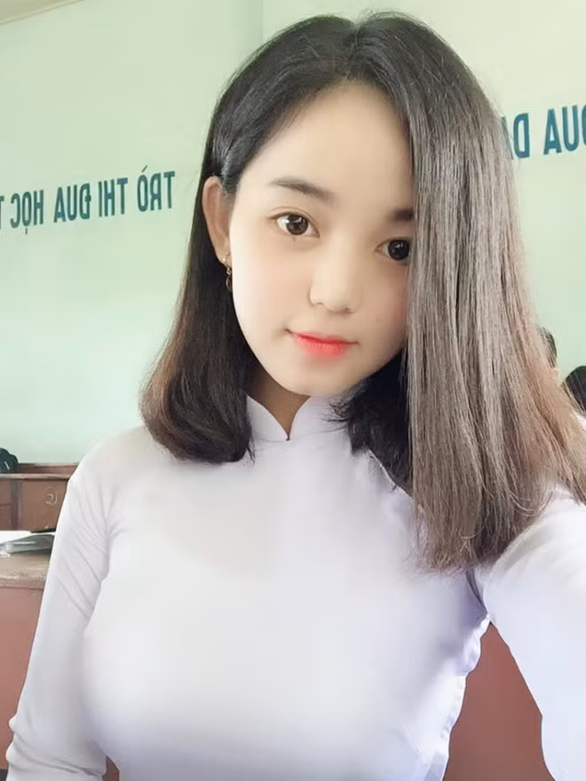 Hoc gioi, xinh nhu bup be nu sinh Dong Thap gay sot MXH