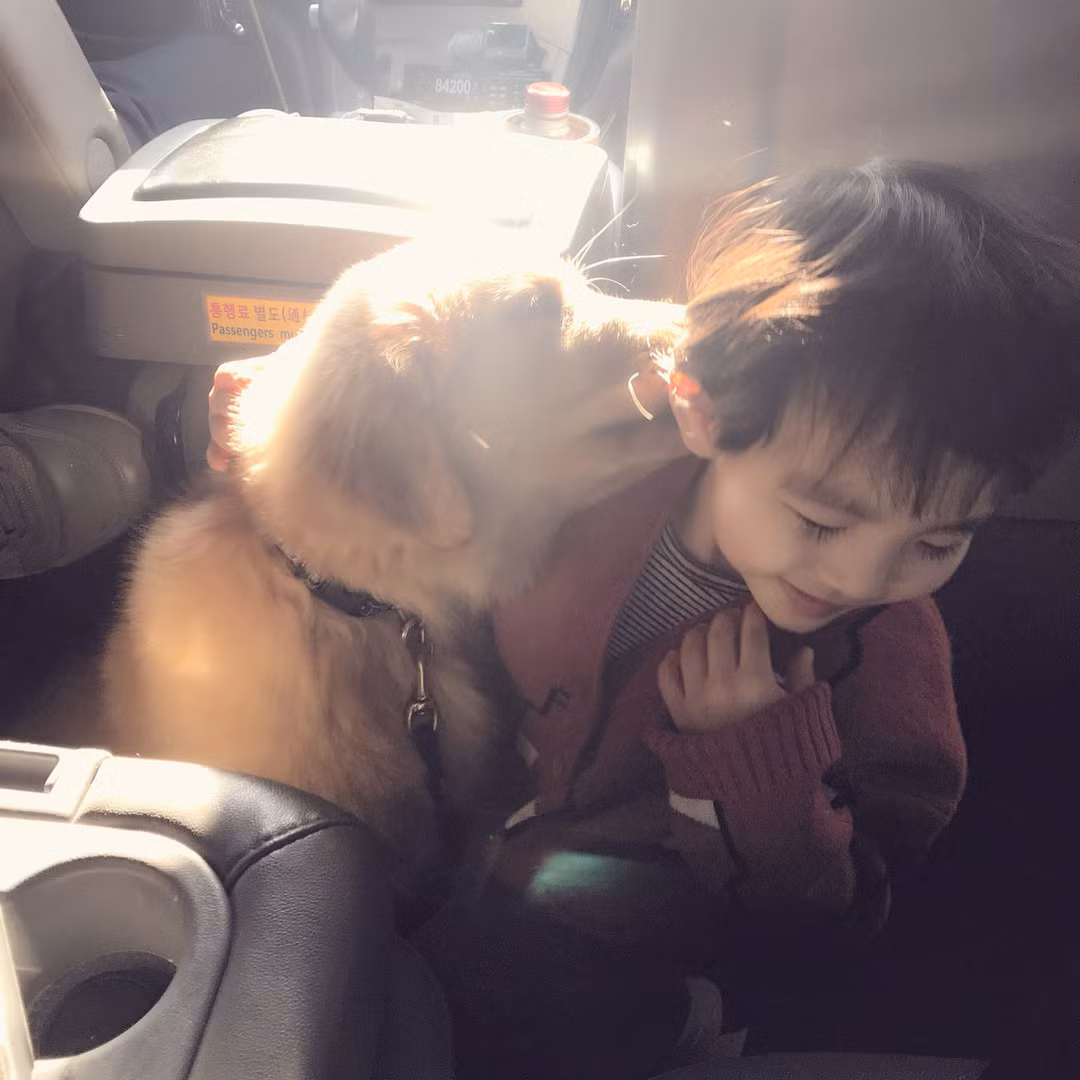 Mong rằng nhiều năm sau tình bạn của họ vẫn còn mãi.