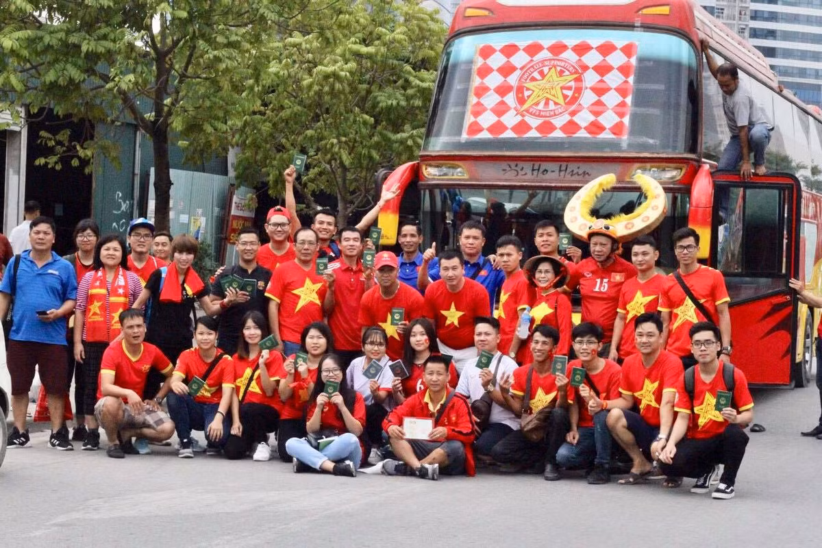 DT Viet Nam nhan tiep binh cuc khung truoc AFF Cup 2018