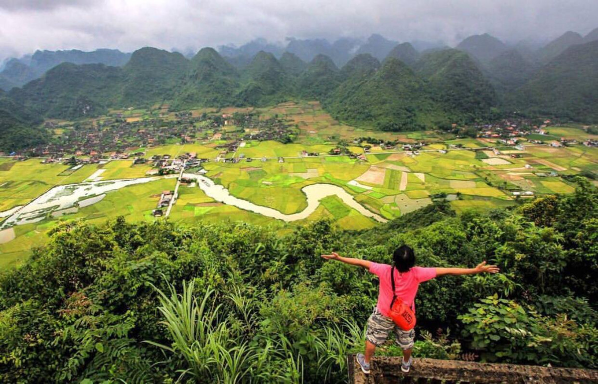 Từ trước đến nay, phượt thủ lên Bắc Sơn chụp ảnh và ngắm lúa thường chỉ có một góc quen thuộc là đỉnh núi Nà Lay.