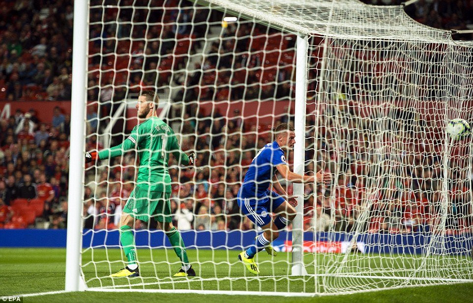 Pogba lap cong, MU thang hu via tran khai man-Hinh-3