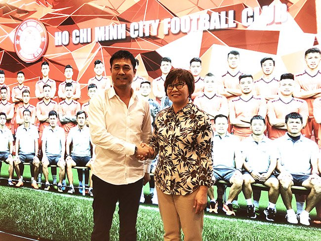 Trước tin đồn đội bóng giải thể, tân chủ tịch Hữu Thắng và tân GĐĐH Mae Mua đã lên tiếng phủ nhận