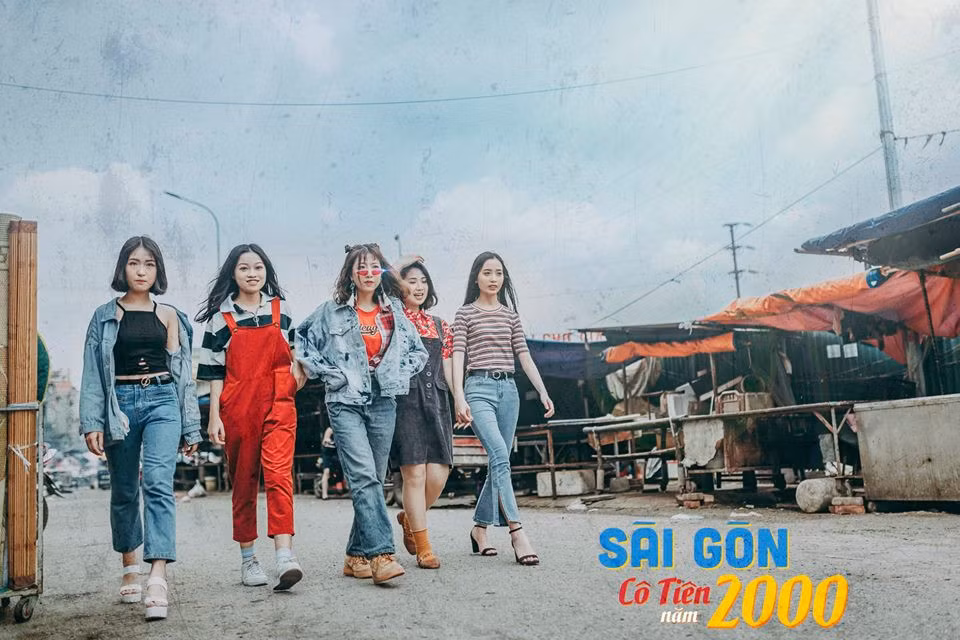 Nhận được rất nhiều sự khen ngợi và ngưỡng mộ về tình thần đoàn kết cũng những ý tưởng vô cùng sáng tạo của các bạn lớp 12A6. Ai ai trong lớp cũng thấy hạnh phúc và tự hào về thành qủa cố gắng của cả tập thể lớp.