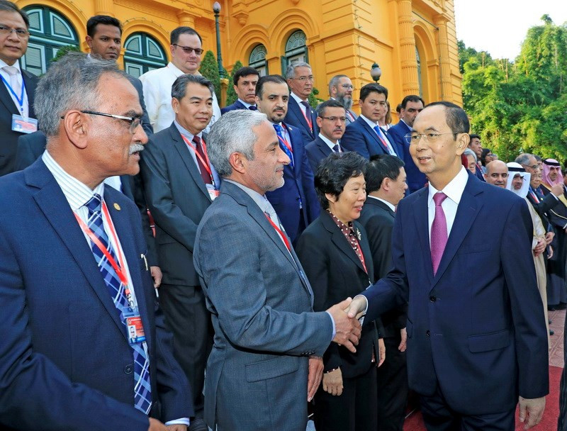 Chiều 19/9/2018, tại Phủ Chủ tịch, Chủ tịch nước Trần Đại Quang tiếp Trưởng đoàn các Cơ quan Kiểm toán tối cao châu Á nhân dịp tham dự Đại hội Tổ chức các Cơ quan Kiểm toán tối cao châu Á (ASOSAI) lần thứ 14. (Ảnh: TTXVN)