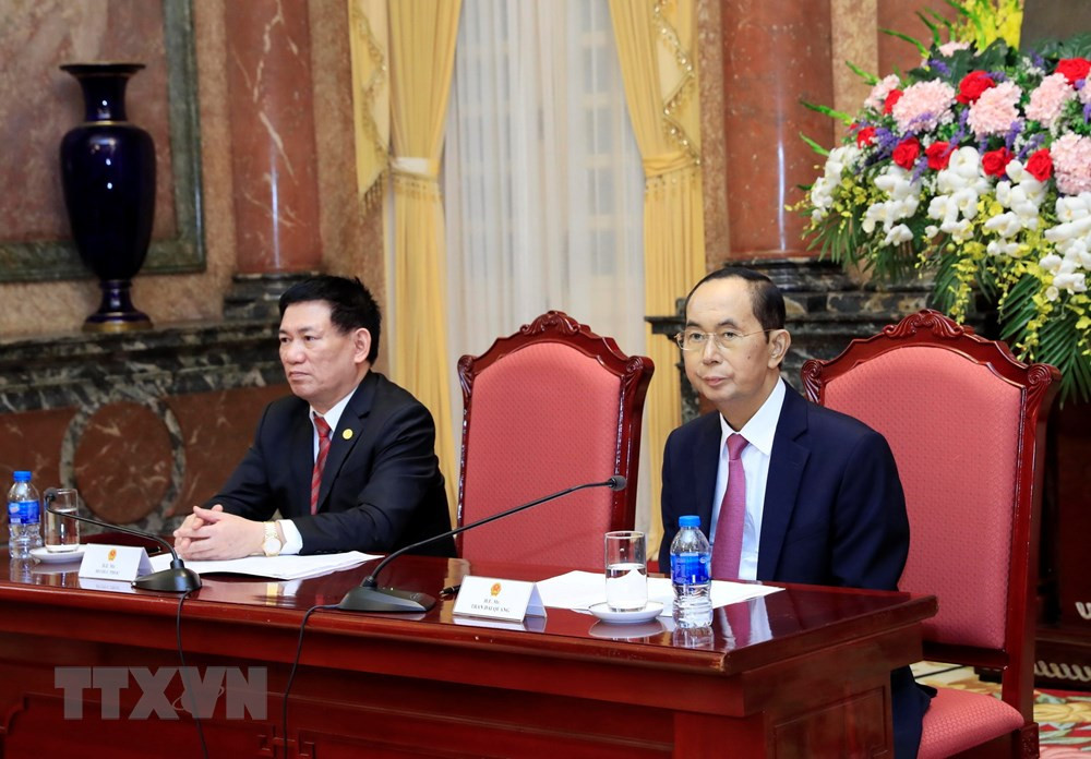 Chiều 19/9, tại Phủ Chủ tịch, Chủ tịch nước Trần Đại Quang tiếp Trưởng đoàn các Cơ quan Kiểm toán tối cao châu Á nhân dịp tham dự Đại hội Tổ chức các Cơ quan Kiểm toán tối cao châu Á (ASOSAI) lần thứ 14. (Ảnh: TTXVN)