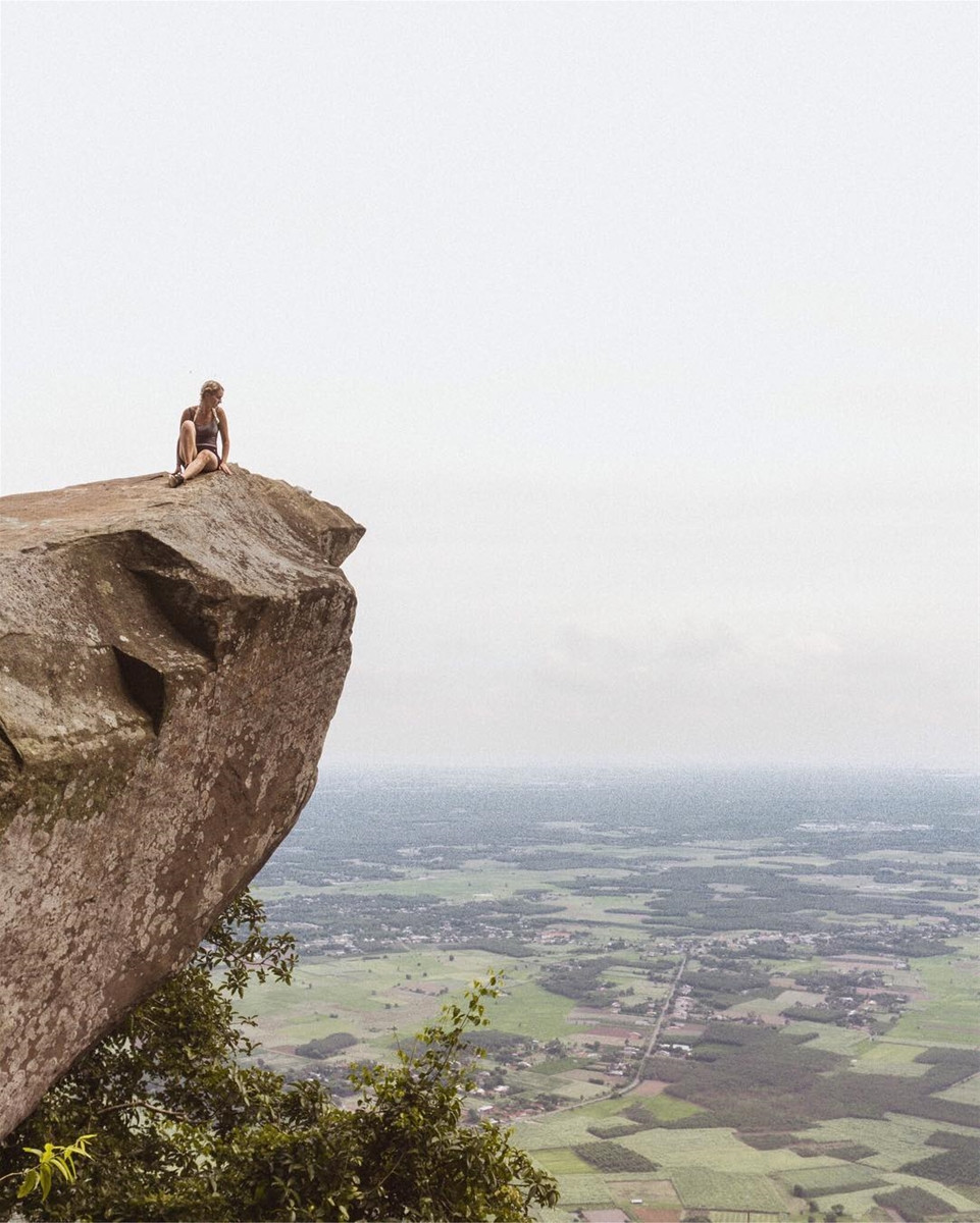 Có rất nhiều mỏm đá đẹp cho bạn thỏa sức chụp một bức hình cực chất.