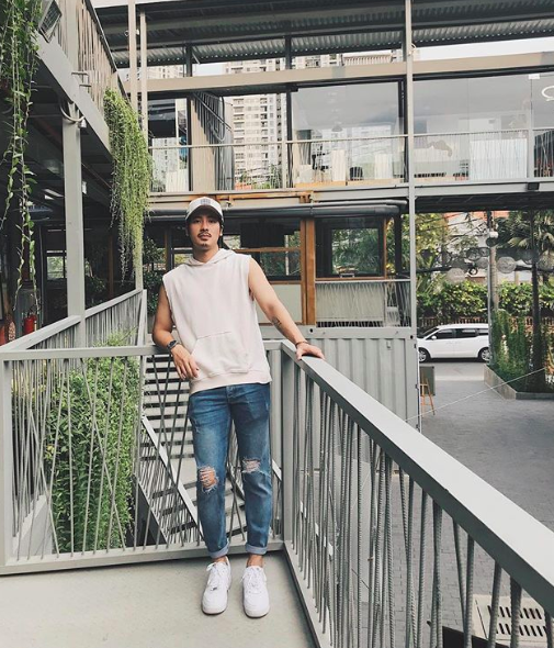 Hiện tại, JVevermind cũng không ra nhiều video như trước mà tập trung cho những trải nghiệm của bản thân như đi du lịch, thử làm những công việc mới...muốn học cách cân bằng cuộc sống và tận hưởng những giá trị khác của tuổi trẻ