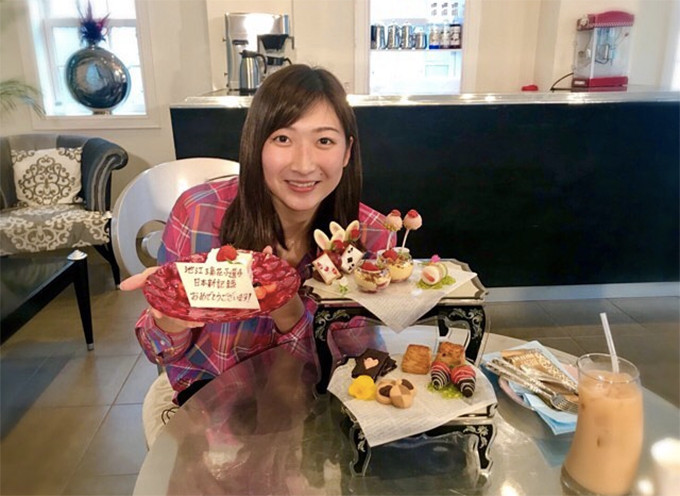 Trong 7 HCV của đội Nhật Bản, có 5 HCV đến từ các nội dung nữ. Tại Asian Games 2018, bơi lội có tổng cộng 41 bộ huy chương, thi đấu từ ngày 19 đến 24/8