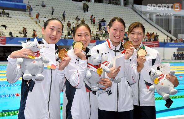Sang ngày thi đấu thứ hai, Rikako giành liên tiếp hai HC vàng cá nhân tại Asiad 2018, phá hai kỷ lục ở nội dung 100m tự do và 50m bơi bướm với các thành tích lần lượt là 53 giây 27 và 25 giây 55.