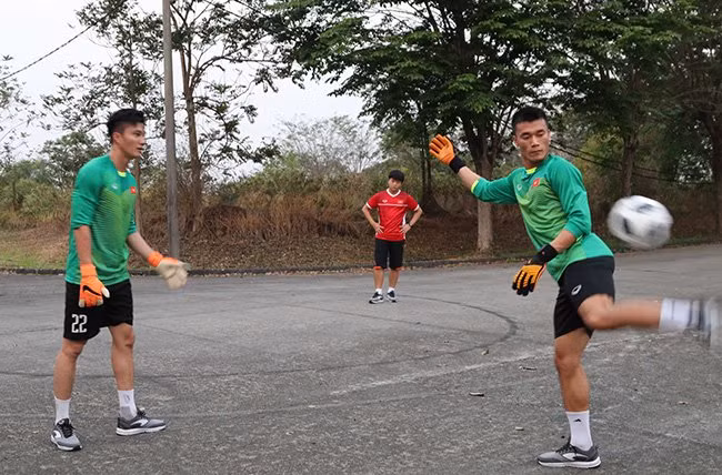 Can canh buoi tap “ky di” cua U23 Viet Nam-Hinh-4
