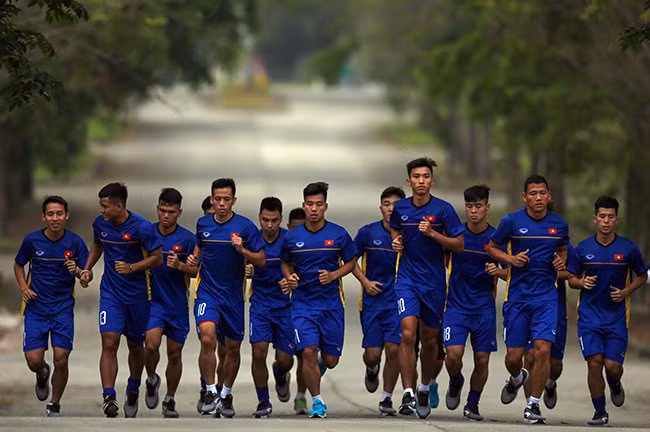 Can canh buoi tap “ky di” cua U23 Viet Nam-Hinh-7