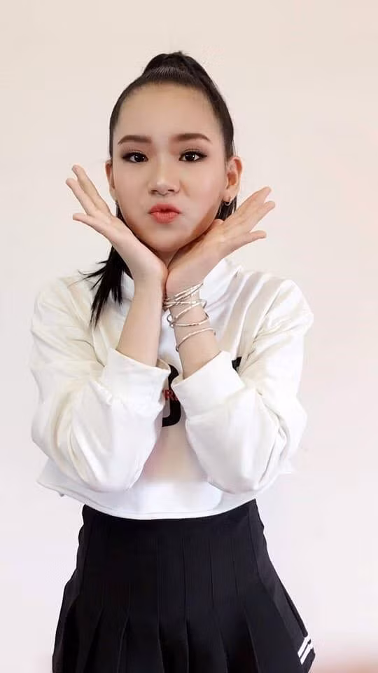 Co be 12 tuoi cao 1m60 duoc vi nhu 