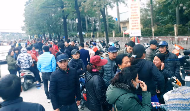 AFF Cup 2018: Ghi o noi phe ve “hanh nghe” truoc tran Viet Nam vs Malaysia