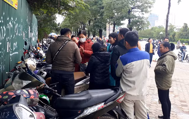 AFF Cup 2018: Ghi o noi phe ve “hanh nghe” truoc tran Viet Nam vs Malaysia-Hinh-3