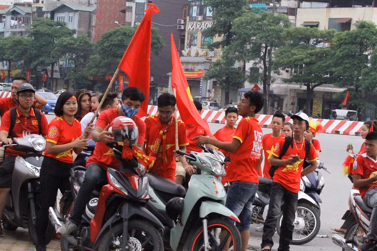 Nguoi dan no nuc don nhung 