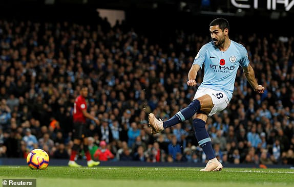 Mourinho het phep nguoc dong, MU thua toan dien truoc Man City-Hinh-4