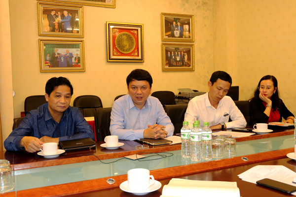 DT Viet Nam phai da san trung lap tai AFF Cup 2018 neu CDV dot phao sang