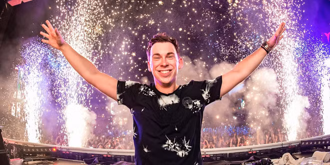 “Hardwell by VinaPhone” có 1 triệu người xem trên các kênh livestream show diễn.
