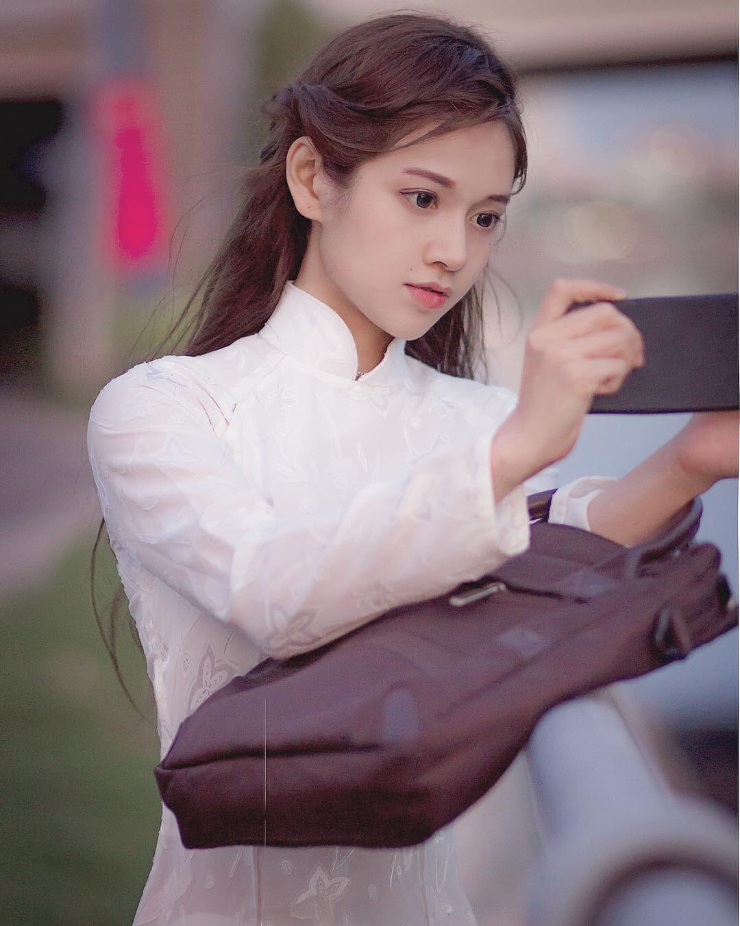 Hot girl Macy Pine (Hoàng Mây) gương mặt xinh đẹp trong sáng như búp bê. Bảo sao cô nàng lại "nổi đình nổi đám" trên mạng xã hội.