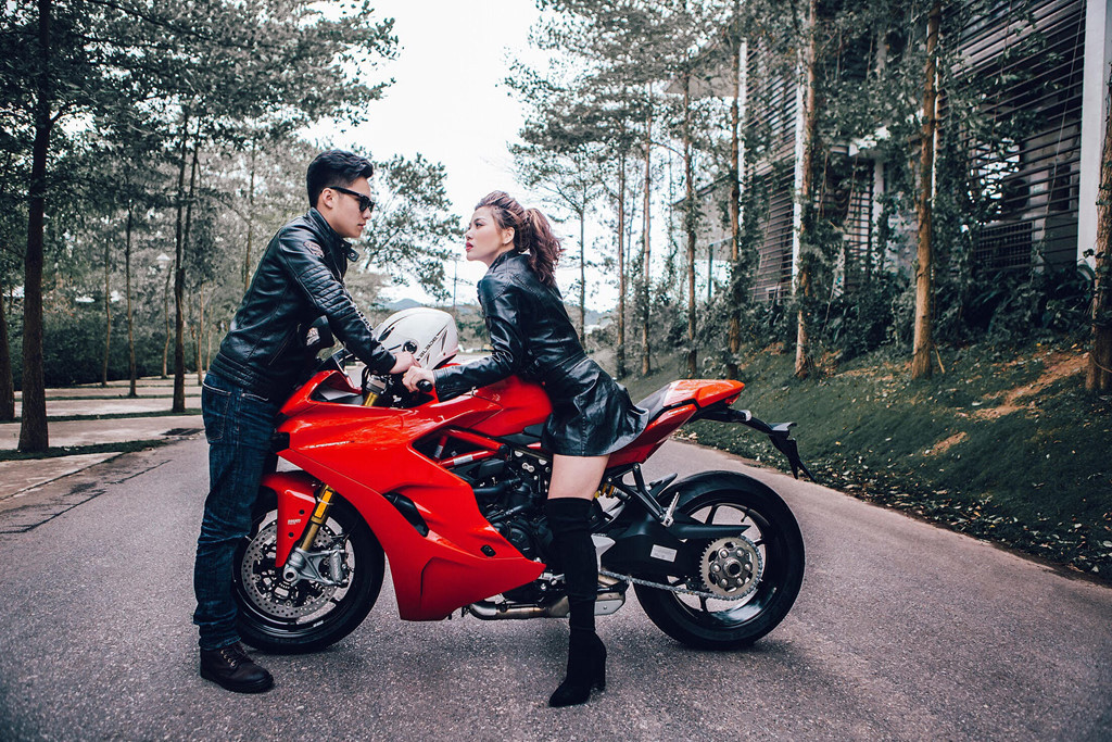 Cô dâu Phương Thu cũng cho biết, dù ít tuổi hơn nhưng Long là một chàng trai đĩnh đạc, biết cách cư xử và rất giàu tình cảm. Ảnh: NVCC.