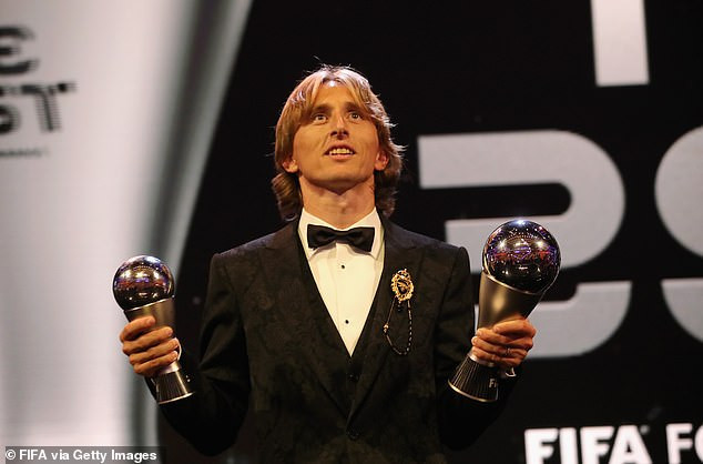 Lan thu hai vuot mat Ronaldo, Modric gianh giai FIFA The Best