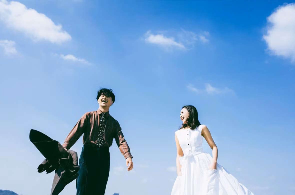 Nếu bạn có lỡ nói rằng, tôi không muốn kết hôn thì cũng phải sốt ruột trước những bộ ảnh cưới chụp bằng máy film cực tình này.