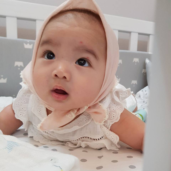 Có vẻ "Thị May" đang bắt đầu tập lẫy, có bé chào đời ngày 15/5/2018.