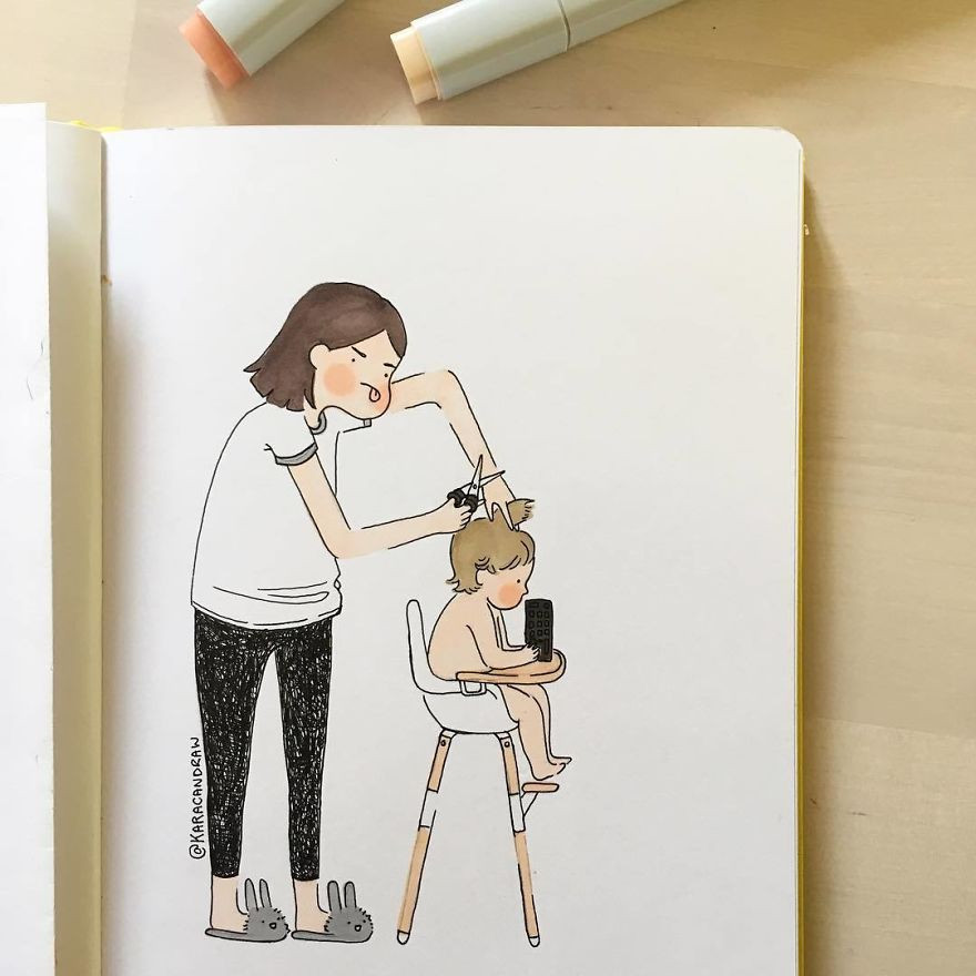 Trở thành thợ cắt tóc đầu đời của con, đồng thời phải học cách để con ngồi yên, tránh bị cắt vào tai.