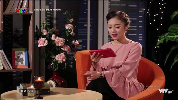 Bước ra từ cuộc thi tìm kiếm MC trẻ tài năng “Speak Up 2017” với ngôi vị quán quân, Thảo trở thành MC cho hàng loạt chương trình của VTV như Khoảnh khắc yêu thương, Chuyện đêm muộn, Mỗi ngày một niềm vui, Đẹp 24/7, Sinh ra từ làng.