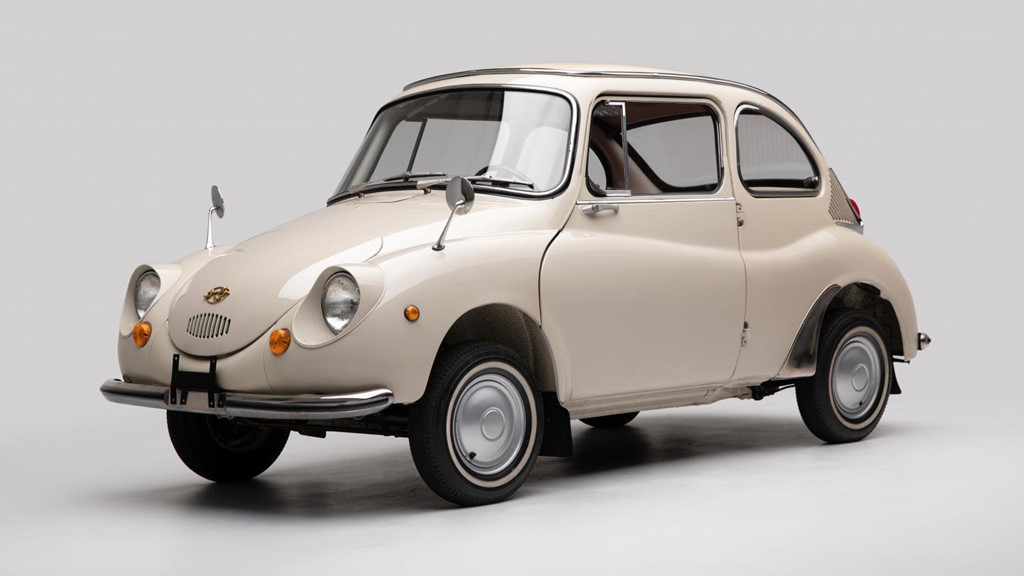Subaru 360 được sản xuất năm 1958 bởi Fuji Heavy Industries (FHI), công ty mẹ của Subaru. Tại Nhật Bản, mẫu xe hai cửa tí hon này có tên “kei” sử dụng động cơ 2 xi-lanh, 2 kỳ, dung tích 356 phân khối, công suất 16 mã lực, hộp số sàn 3 cấp và hệ thống phanh cơ học. Người Nhật rất thích Subaru 360 và xem đây là một trong những di sản văn hóa của đất nước này.
