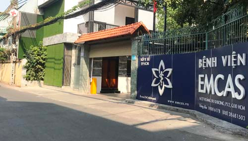 bệnh viện Phẫu thuật thẩm mỹ EMCAS, nơi xảy ra vụ tai biến sau phẫu thuật làm đẹp, dẫn đến cái chết của người phụ nữ có 3 con, trong đó có 1 bé nhỏ vừa lên 3 tuổi.