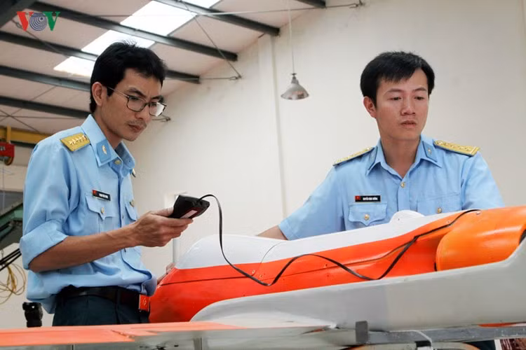 ...và được đưa vào mở máy, kiểm tra khả năng hoạt động của động cơ.