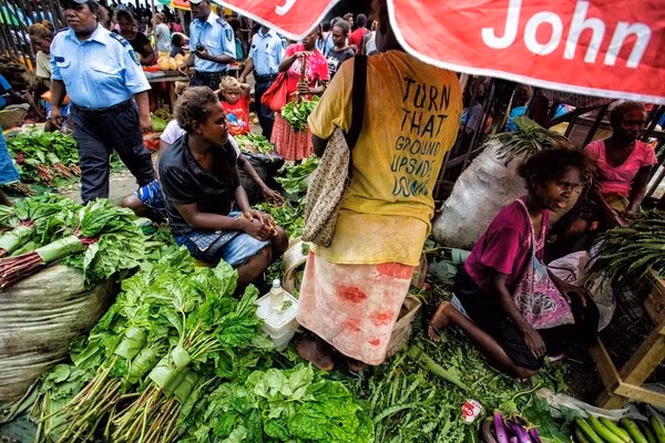 Và tất nhiên, đi chợ ở Solomon sẽ là trải nghiệm khó quên với nhiều du khách trong dịp tới đây. Ảnh Sina