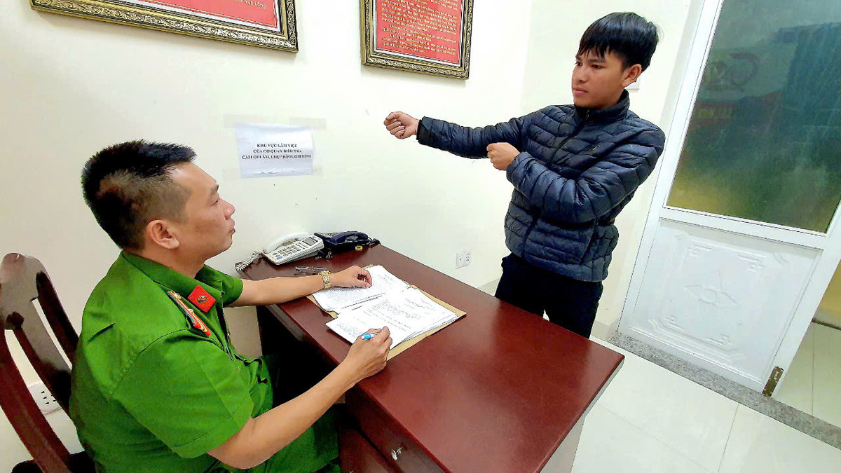 Thanh niên 19 tuổi dùng cuốc đánh tử vong anh trai trong cuộc nhậu - Hình 2 Thanh nien 19 tuoi dung cuoc danh tu vong anh trai trong cuoc nhau-Hinh-2