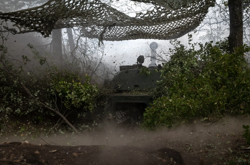 Sau khi Quân đội Nga vượt qua đập Kamianske, mục tiêu tấn công tiếp theo của họ dường như rõ ràng là tỉnh Dnepropetrovsk. Khu vực này có tầm quan trọng chiến lược đối với cả hai bên. Ảnh: New York Times.