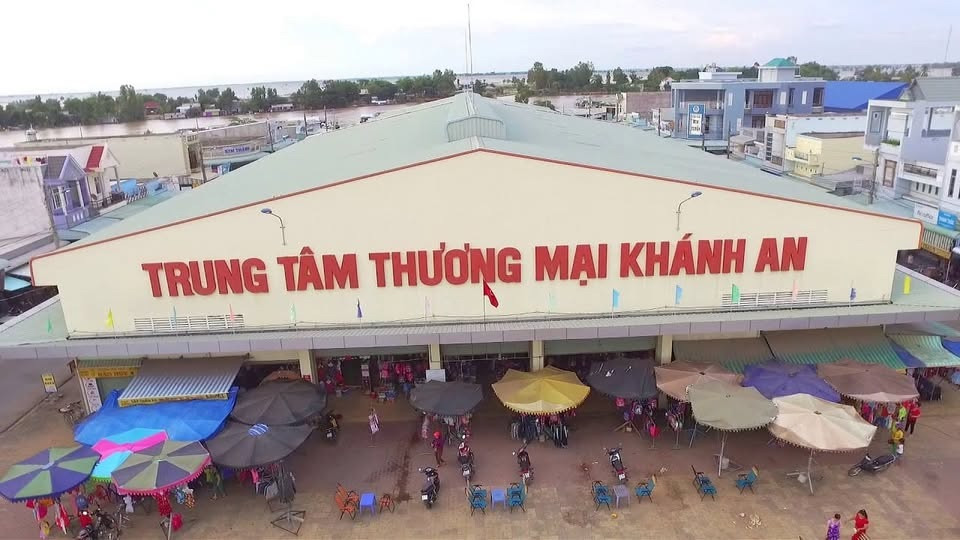 An Giang: Chi mot lien danh tham du va trung goi sua chua duong bai Khanh An-Hinh-2