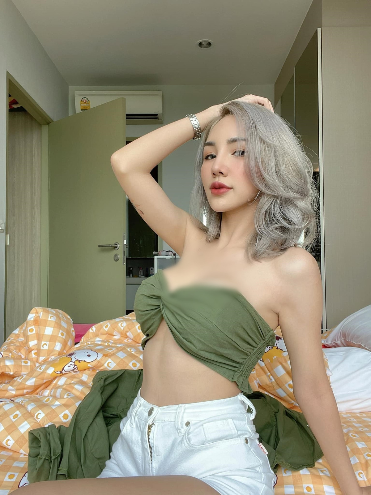 Sở hữu hơn 300.000 người theo dõi trên Facebook và IG cá nhân, Chalinee Udomchanachai cũng đã tích luỹ được lượng người hâm mộ khá ấn tượng.