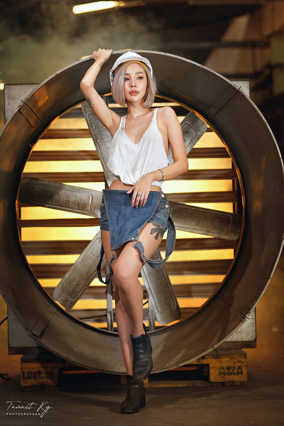 Chalinee Udomchanachai, người Thái Lan, là một trong những hot girl thế hệ mới ở xứ sở chùa vàng.