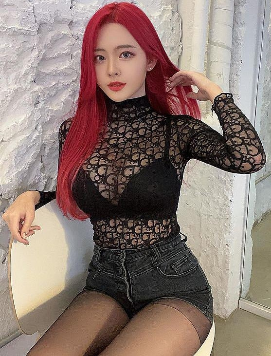 Cũng nhờ phong cách này, Seon Hee-eun được biết được nhiều hơn. Mặt khác, phong cách này cũng được đánh giá là không quá phản cảm.