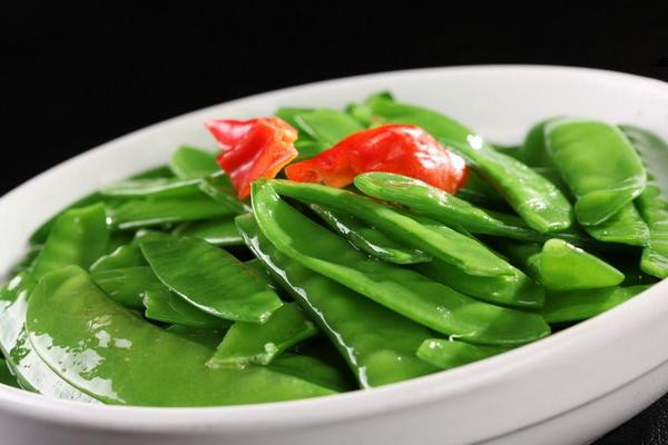 Chúng giúp điều chỉnh lượng glucose và insulin trở lại cân bằng. Từ đó, hạn chế và ngăn ngừa nguy cơ mắc các bệnh tiểu đường, tim mạch hay tăng huyết áp.