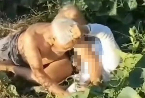 Bo chong danh con dau da man, me chong lam dieu ai cung tuc