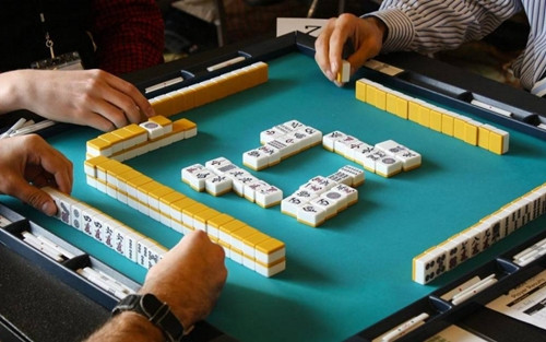 Thuc khuya lam dieu nay, chang trai vo mach mau nguy kich tinh mang