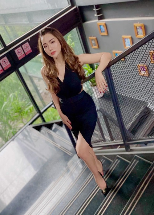 Nữ người mẫu chia sẻ, cô không cảm thấy áp lực trong việc giữ gìn nhan sắc.