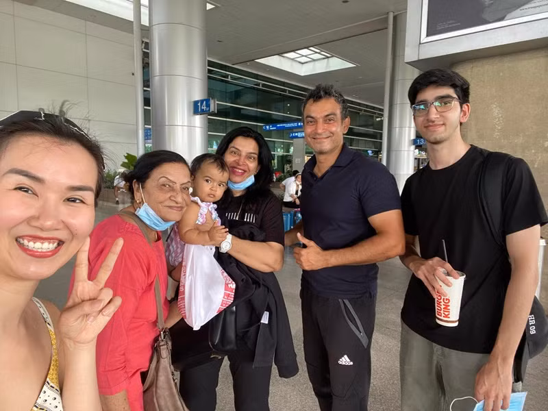 Mới đây, mẹ chồng của Võ Hạ Trâm sang Việt Nam thăm con cháu.