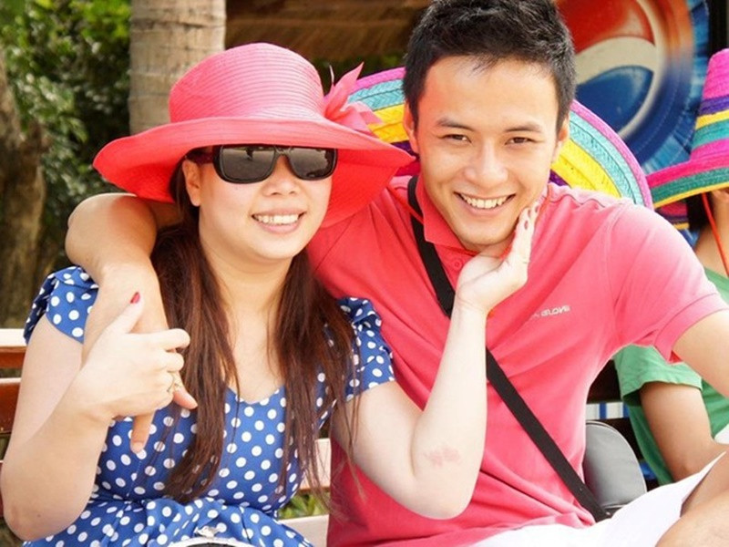 Hồng Đăng luôn ủng hộ công việc kinh doanh bán hàng của Anh Đào, coi đó như một khoản thu nhập thêm để trang trải cho cuộc sống. Ảnh: FBNV