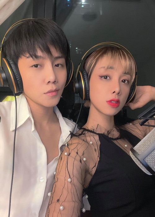 Cặp đôi hạn chế đăng tải hình ảnh bên nhau sau loạt ồn ào. Ảnh: FBNV