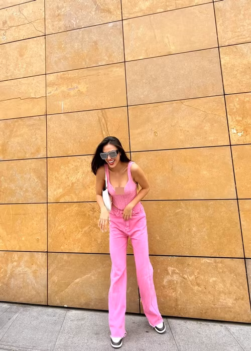 Thành tích hiện tại của đại diện Việt Nam là giải Supra Model Asia - Siêu mẫu châu Á ở phần thi Supra Model of the Year - Siêu mẫu của năm. Ảnh: FBNV